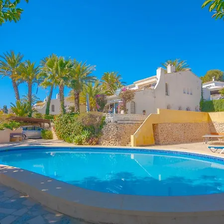 Semesterbostad Villas Guzman - Ela